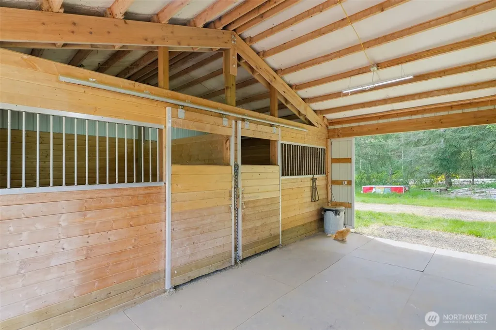 5232 W Shelton Matlock Road Shelton WA 95584