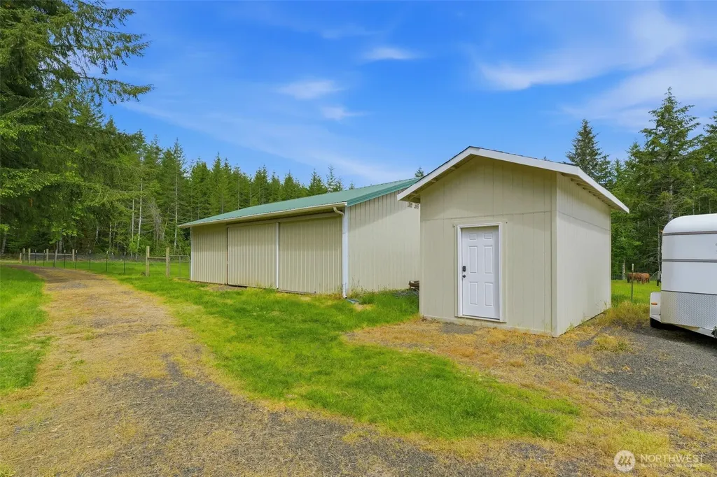 5232 W Shelton Matlock Road Shelton WA 95584
