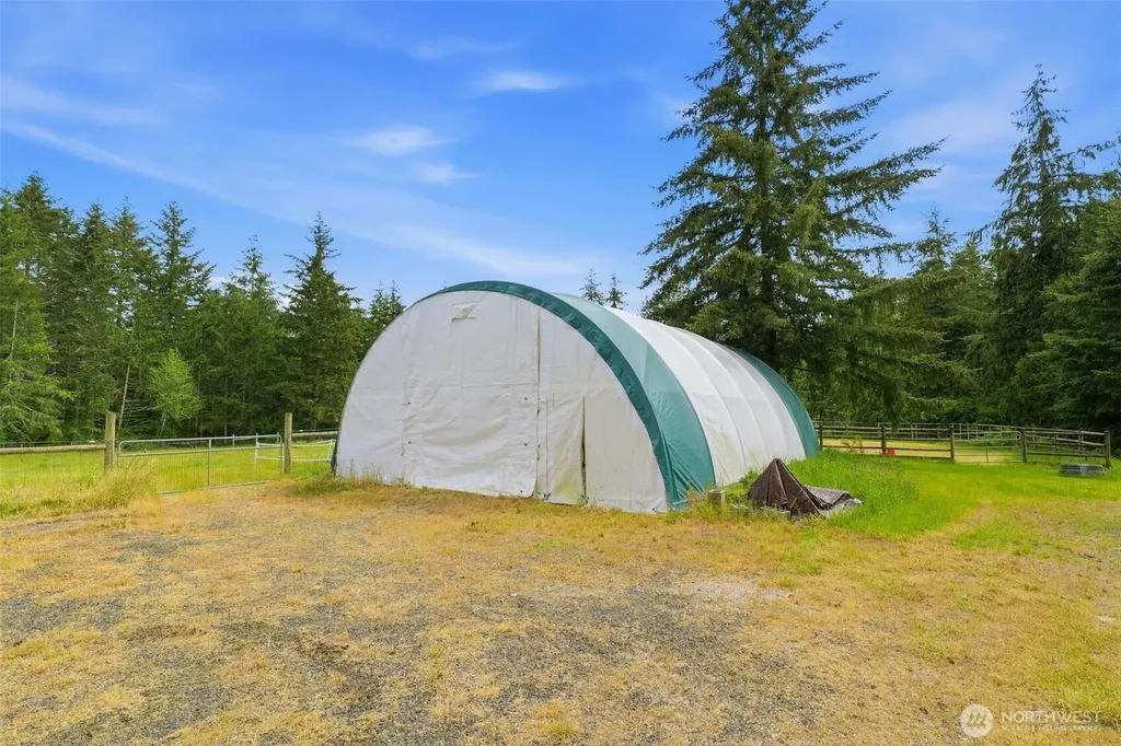 5232 W Shelton Matlock Road Shelton WA 95584