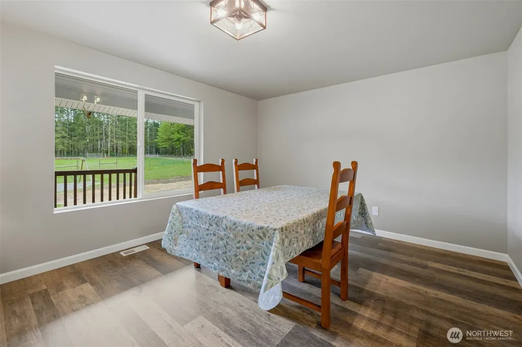 5232 W Shelton Matlock Road Shelton WA 95584