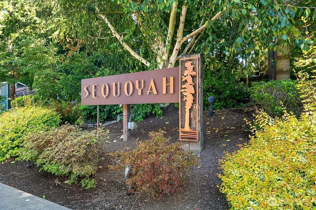 22910 90th Avenue W Edmonds WA 98026