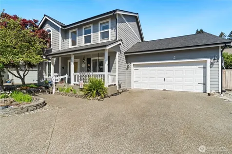 16802 129th Avenue E Puyallup WA 98374