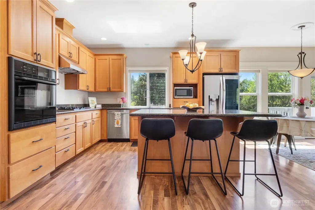 7622 NW Lenox Lane Silverdale WA 98383
