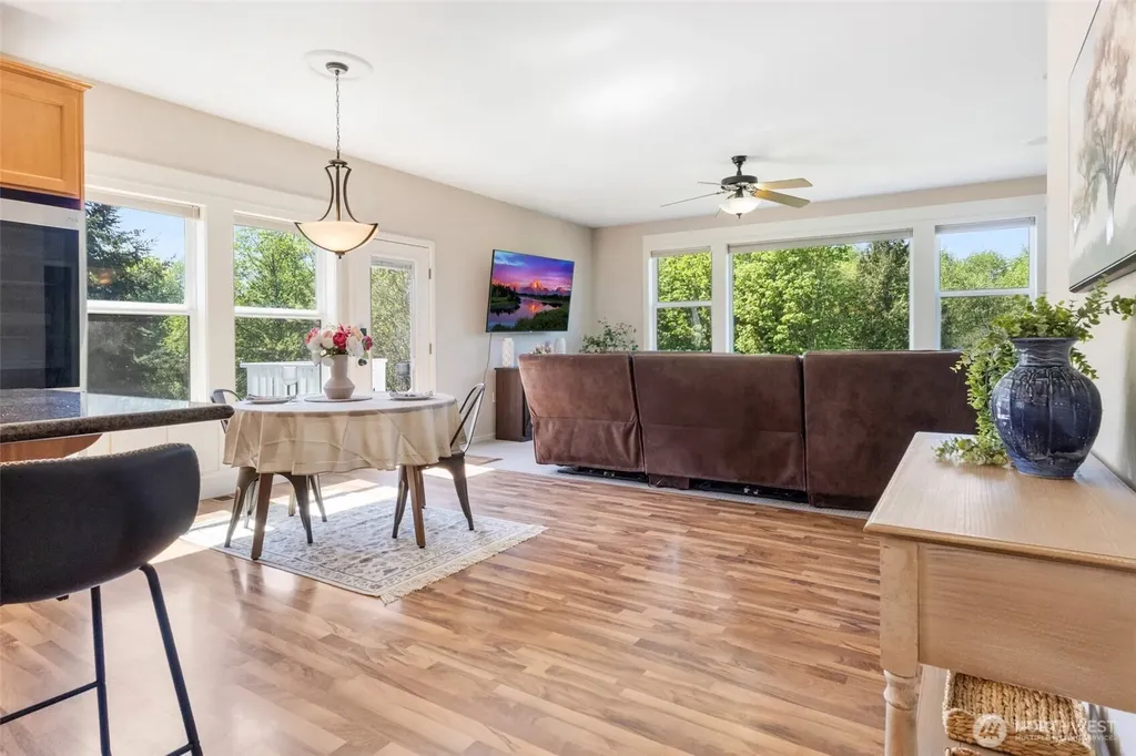 7622 NW Lenox Lane Silverdale WA 98383