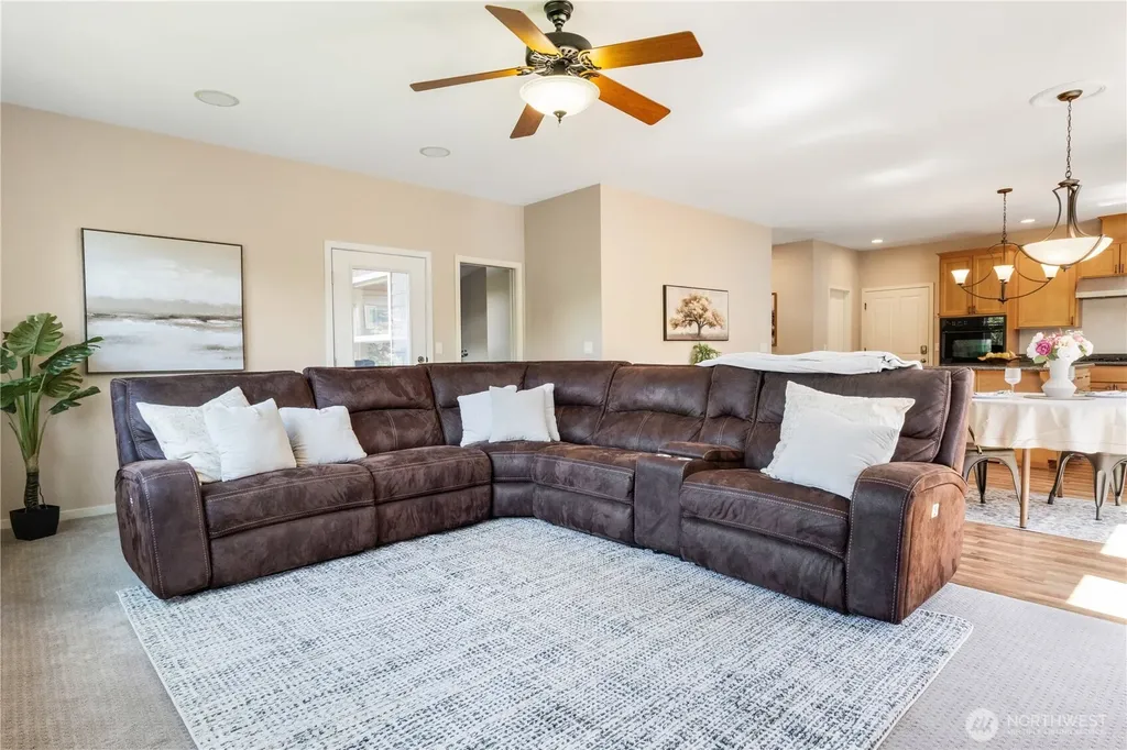 7622 NW Lenox Lane Silverdale WA 98383