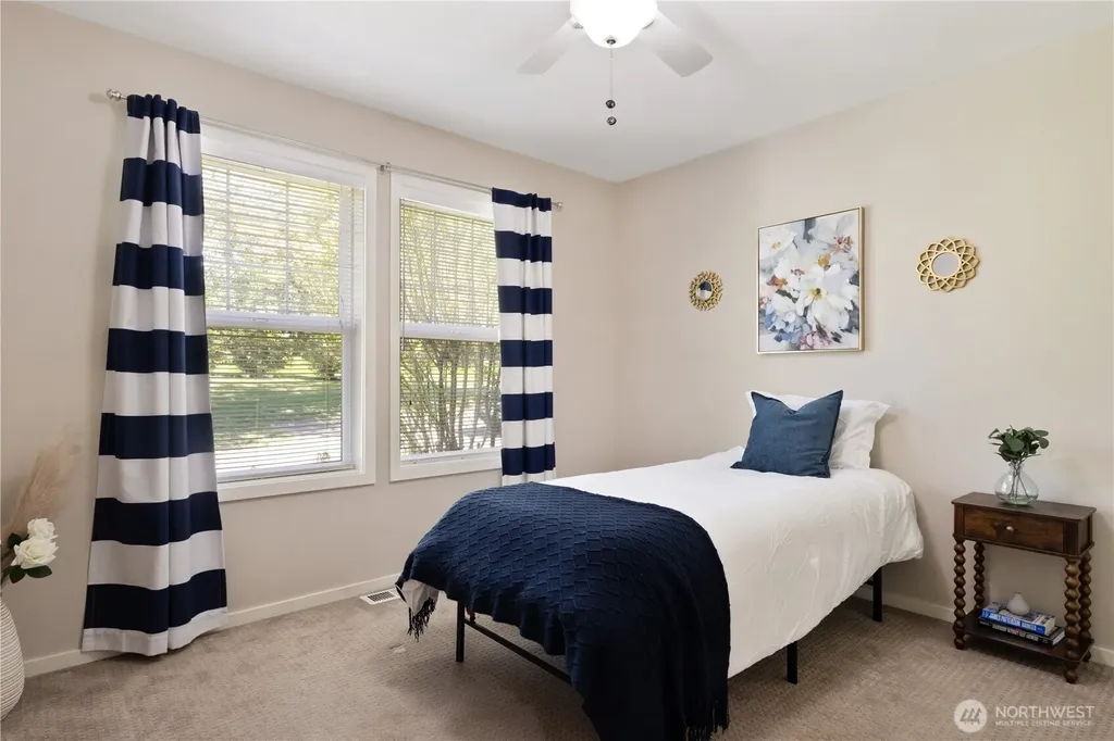7622 NW Lenox Lane Silverdale WA 98383