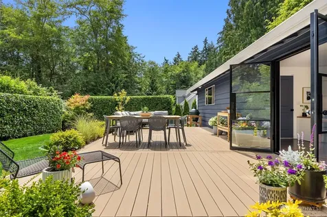 10430 NE Cascade Avenue Bainbridge Island WA 98110