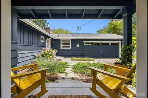 10430 NE Cascade Avenue Bainbridge Island WA 98110