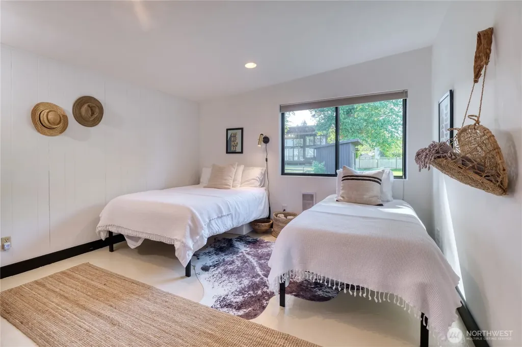 103 Bay View Drive Point Roberts WA 98281