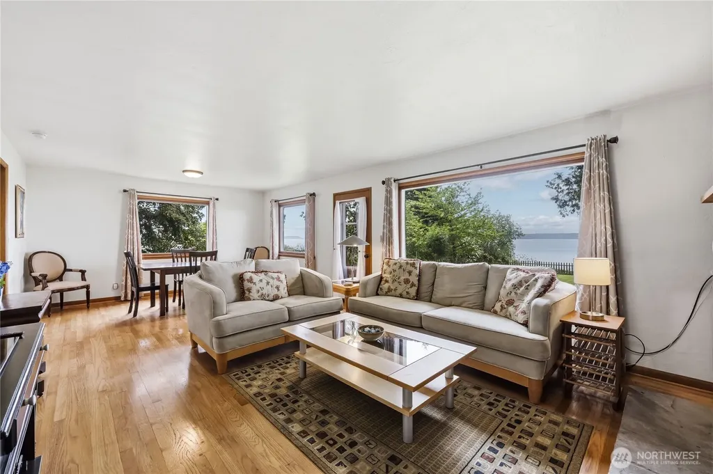 23932 Jefferson Point Road NE Kingston WA 98346