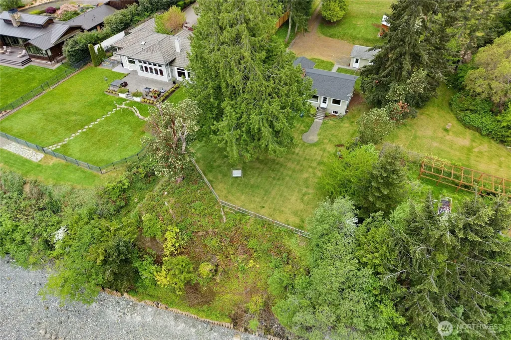 23932 Jefferson Point Road NE Kingston WA 98346