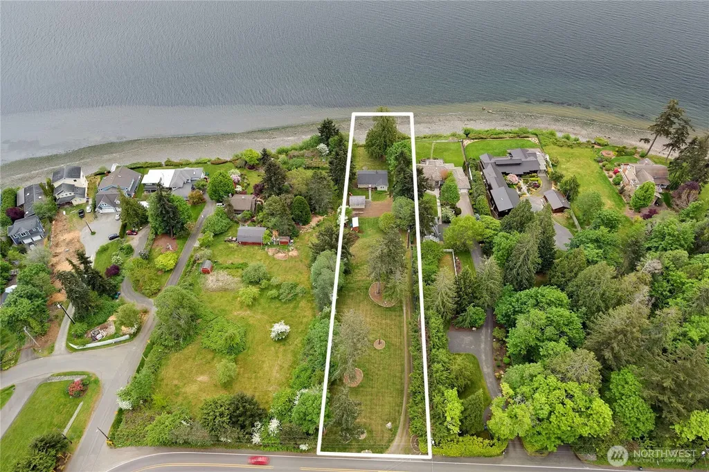 23932 Jefferson Point Road NE Kingston WA 98346