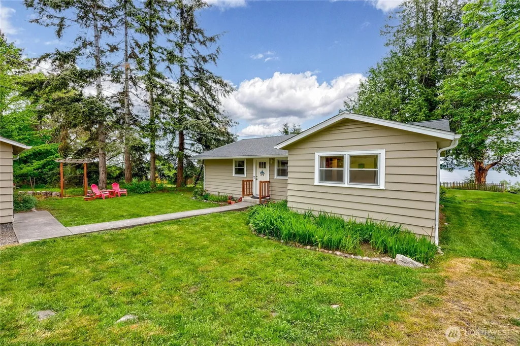 23932 Jefferson Point Road NE Kingston WA 98346