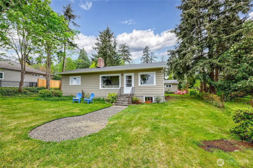 23932 Jefferson Point Road NE Kingston WA 98346