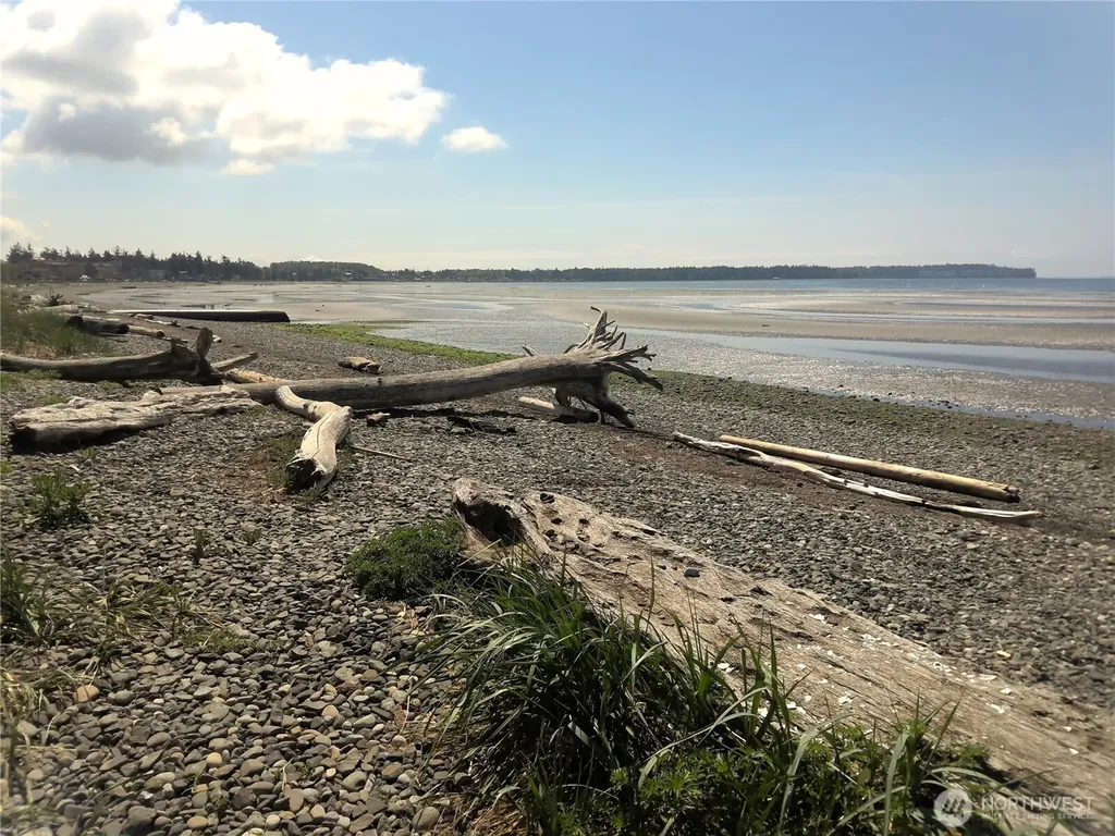 4751 Birch Bay Lynden Road Blaine WA 98230