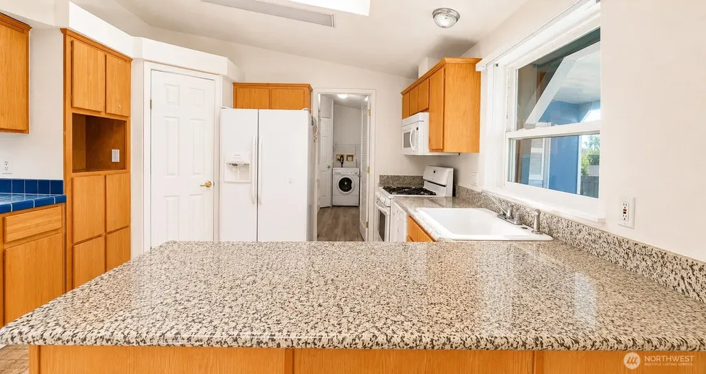 4751 Birch Bay Lynden Road Blaine WA 98230