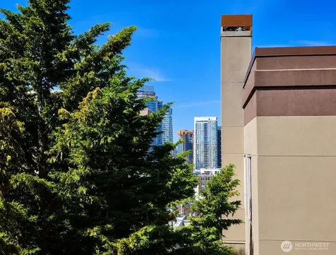 712 E Denny Wy Unit #502 Seattle WA 98122