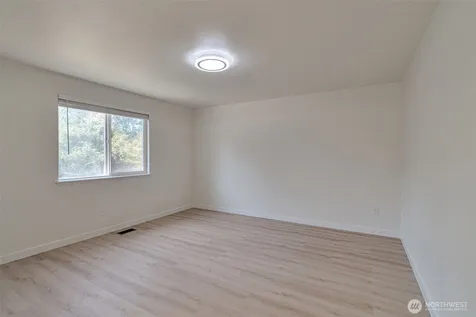 4504 220th SW Street SW Mountlake Terrace WA 98043