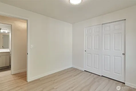 4504 220th SW Street SW Mountlake Terrace WA 98043