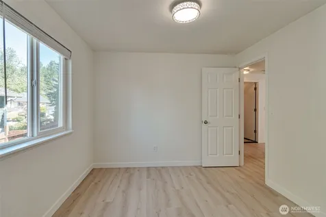 4504 220th SW Street SW Mountlake Terrace WA 98043