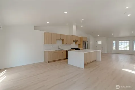 4504 220th SW Street SW Mountlake Terrace WA 98043