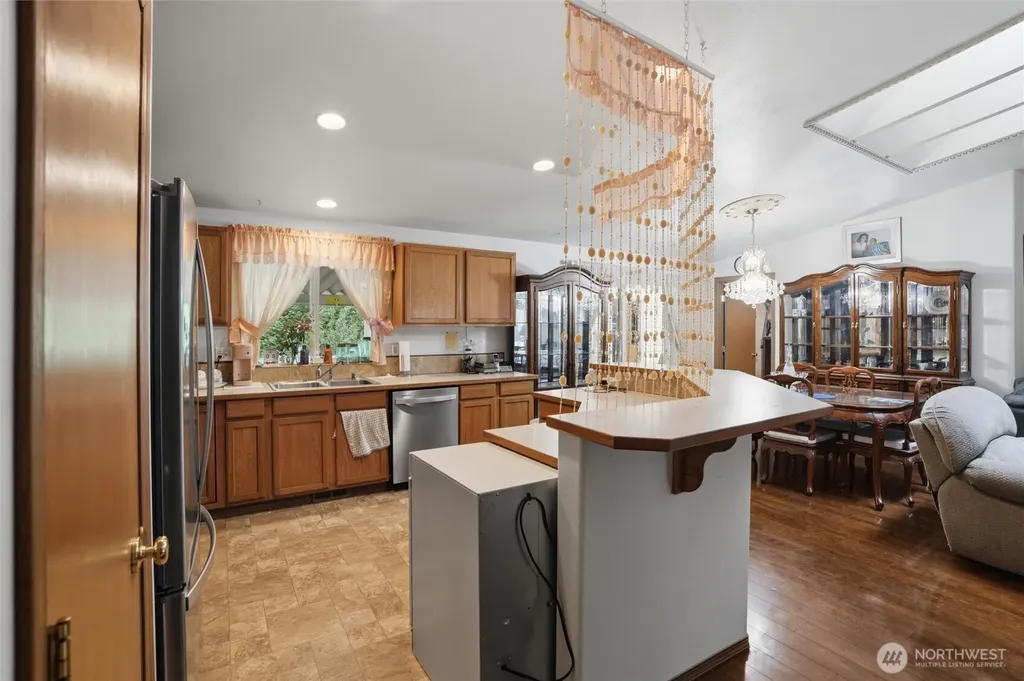 6201 SE Mile Hill Drive Port Orchard WA 98366