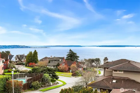 2301 Rosemont Place W Seattle WA 98199