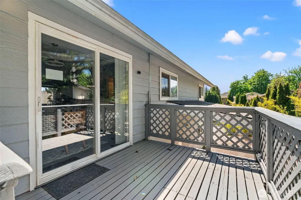 12026 NE 99th Lane Kirkland WA 98033