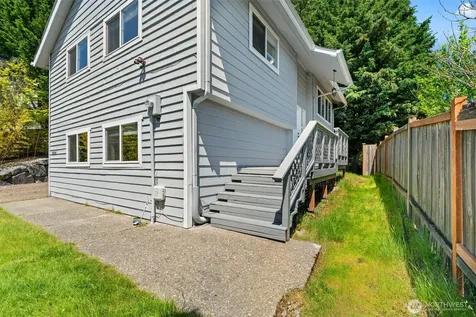 12026 NE 99th Lane Kirkland WA 98033