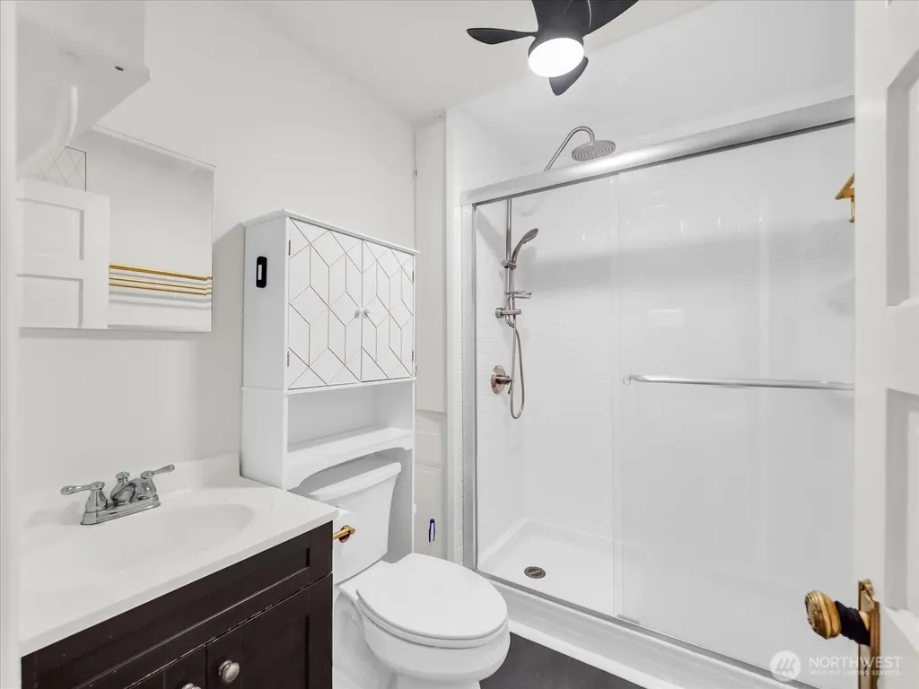 7 Harrison Street Seattle WA 98109