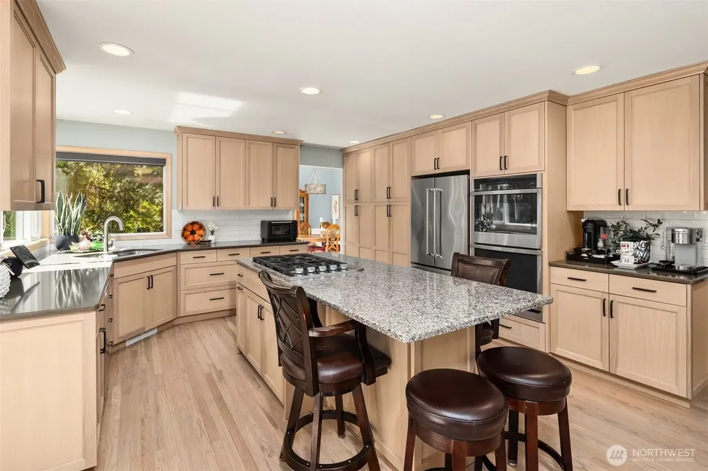 21641 SE 249th Street Maple Valley WA 98038