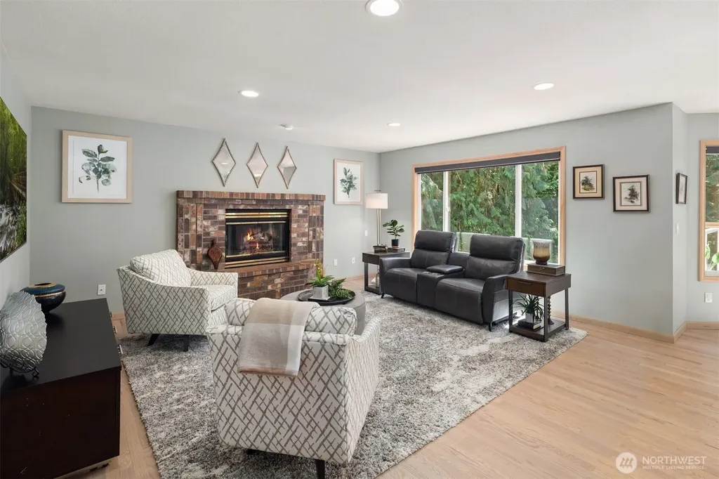 21641 SE 249th Street Maple Valley WA 98038