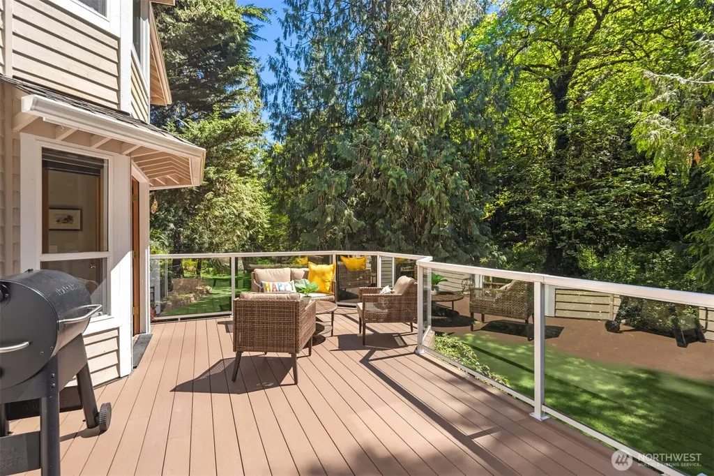 21641 SE 249th Street Maple Valley WA 98038