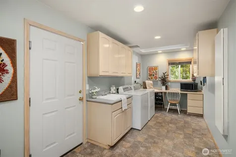 21641 SE 249th Street Maple Valley WA 98038