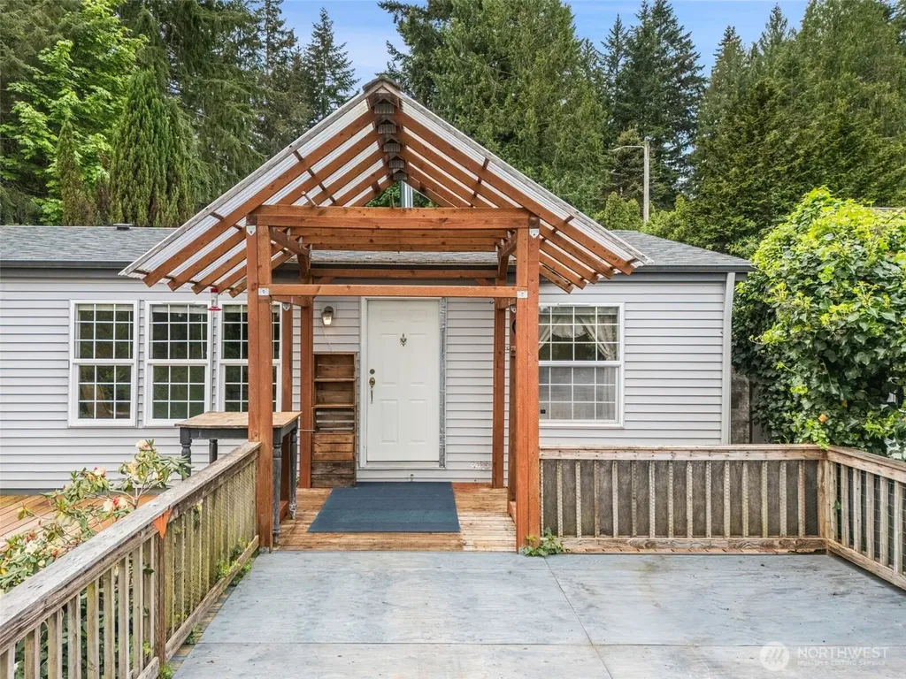 91 SE Lupine Court Shelton WA 98584