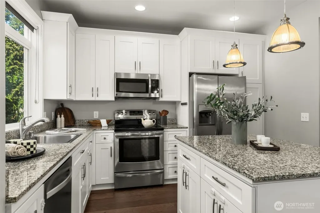 15009 Westminster Way N Seattle WA 98133