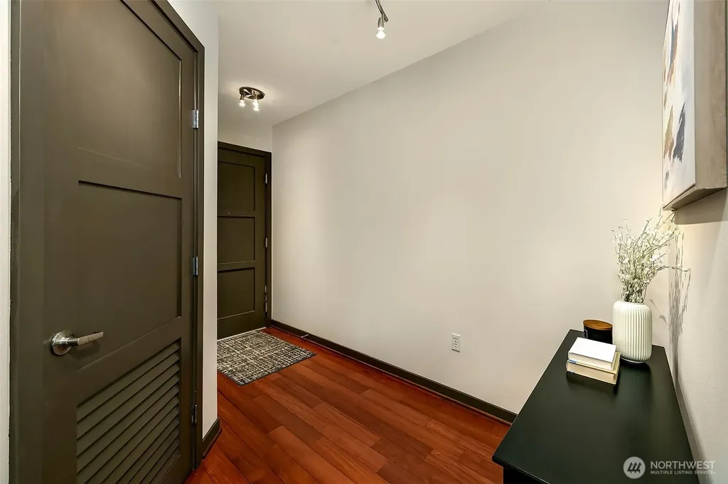 413 NE 70th Street Seattle WA 98115