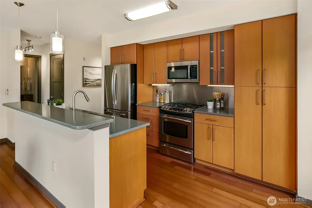 413 NE 70th Street Seattle WA 98115