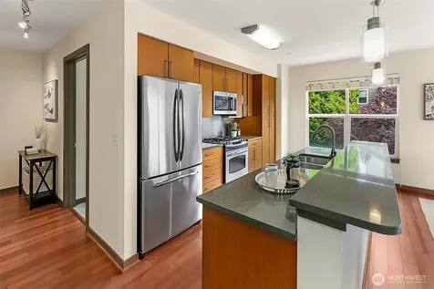 413 NE 70th Street Seattle WA 98115