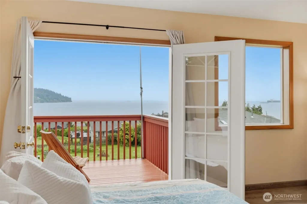 11956 NE Jefferson Point Road Kingston WA 98346