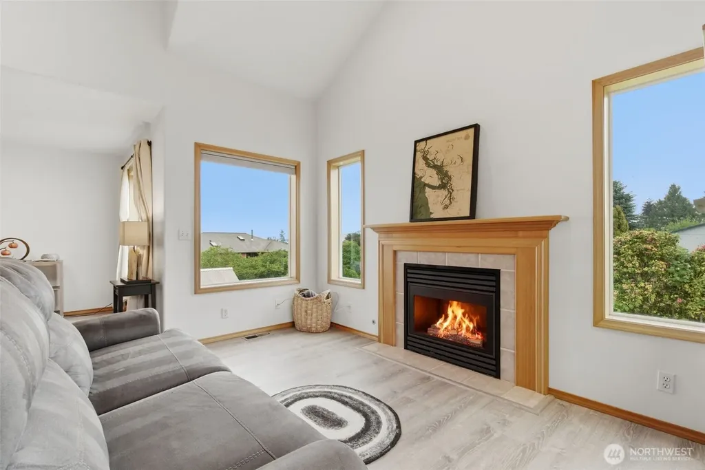 11956 NE Jefferson Point Road Kingston WA 98346
