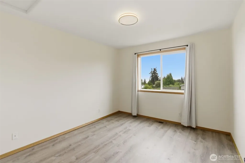 11956 NE Jefferson Point Road Kingston WA 98346