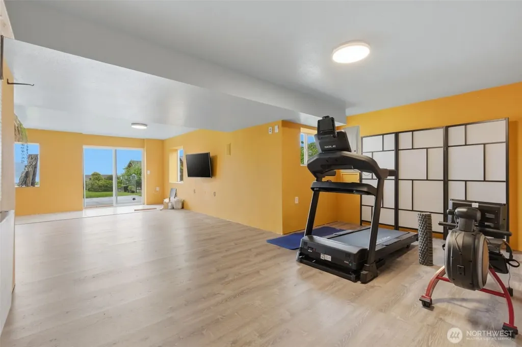 11956 NE Jefferson Point Road Kingston WA 98346