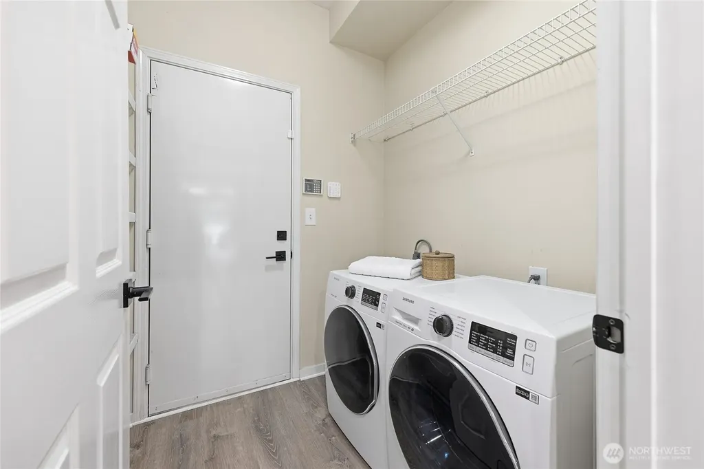 12541 NE 7th Place Bellevue WA 98005