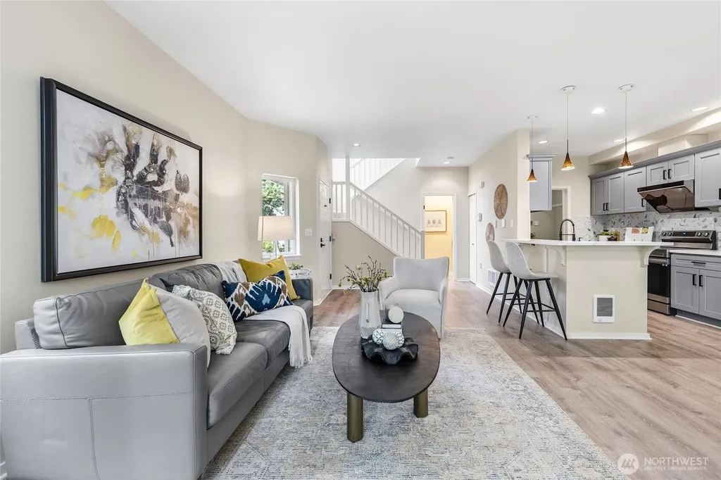 12541 NE 7th Place Bellevue WA 98005