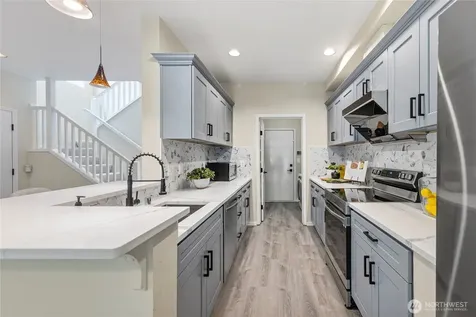 12541 NE 7th Place Bellevue WA 98005