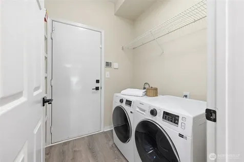 12541 NE 7th Place Bellevue WA 98005