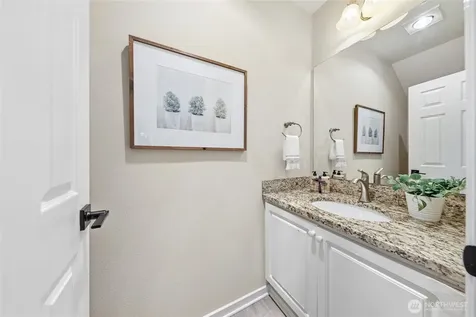 12541 NE 7th Place Bellevue WA 98005