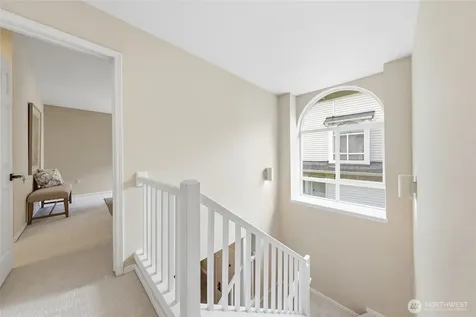 12541 NE 7th Place Bellevue WA 98005
