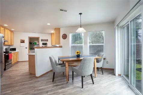 11916 130th Street E Puyallup WA 98374
